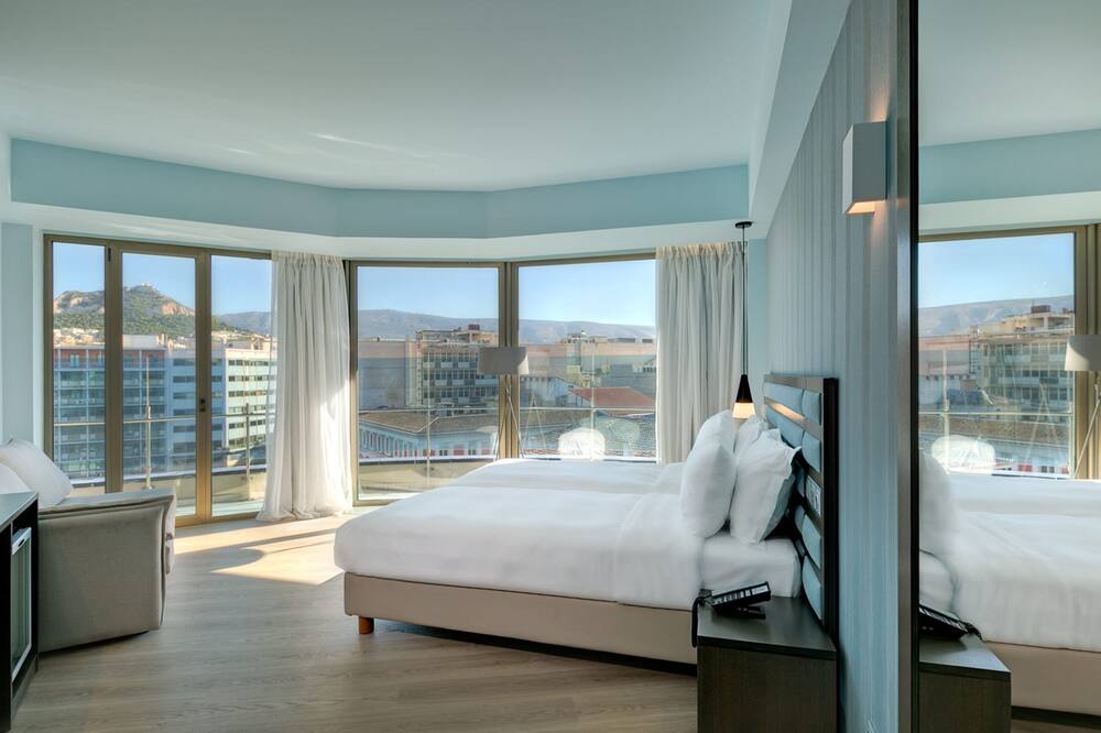 アテネ ティアレ バイ マージ ホテルズ 写真