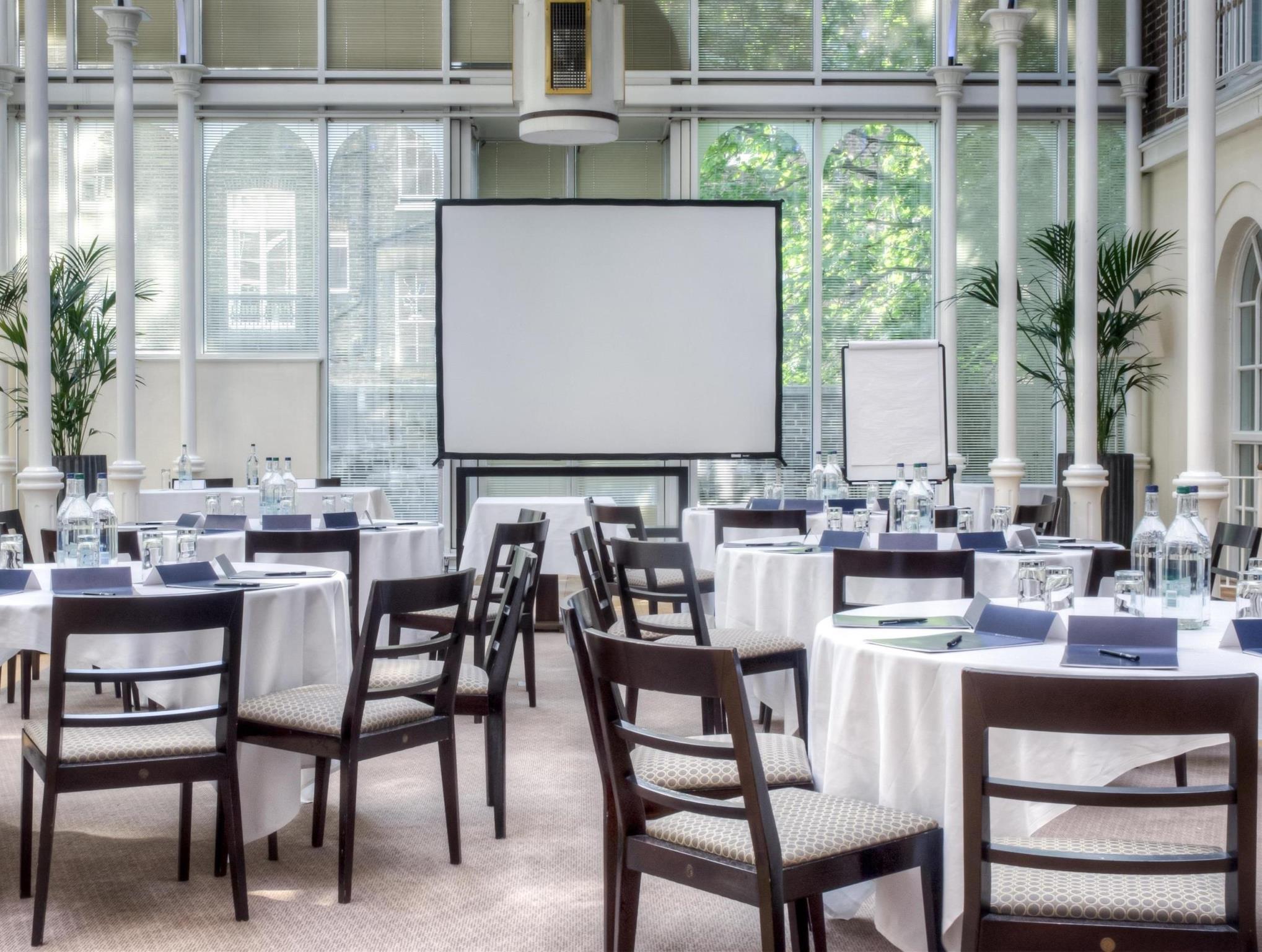 ヒルトン ロンドン ユーストン 写真