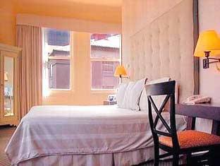 インターナショナル ハウス ホテル 写真