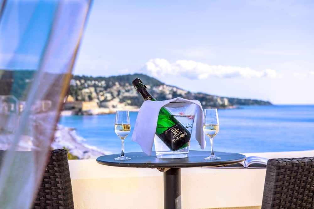 ホテル ウエスト エンド プロムナード デ ザングレ 写真