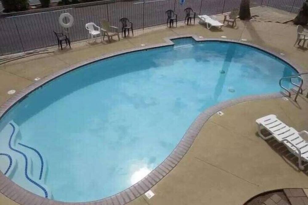 アメリカズ ベスト インズ セント ジョージ 写真