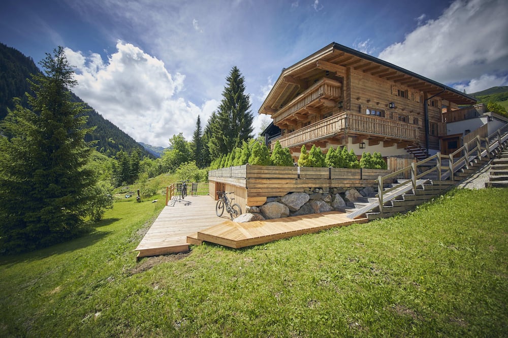 シャレー タネンバウム 写真