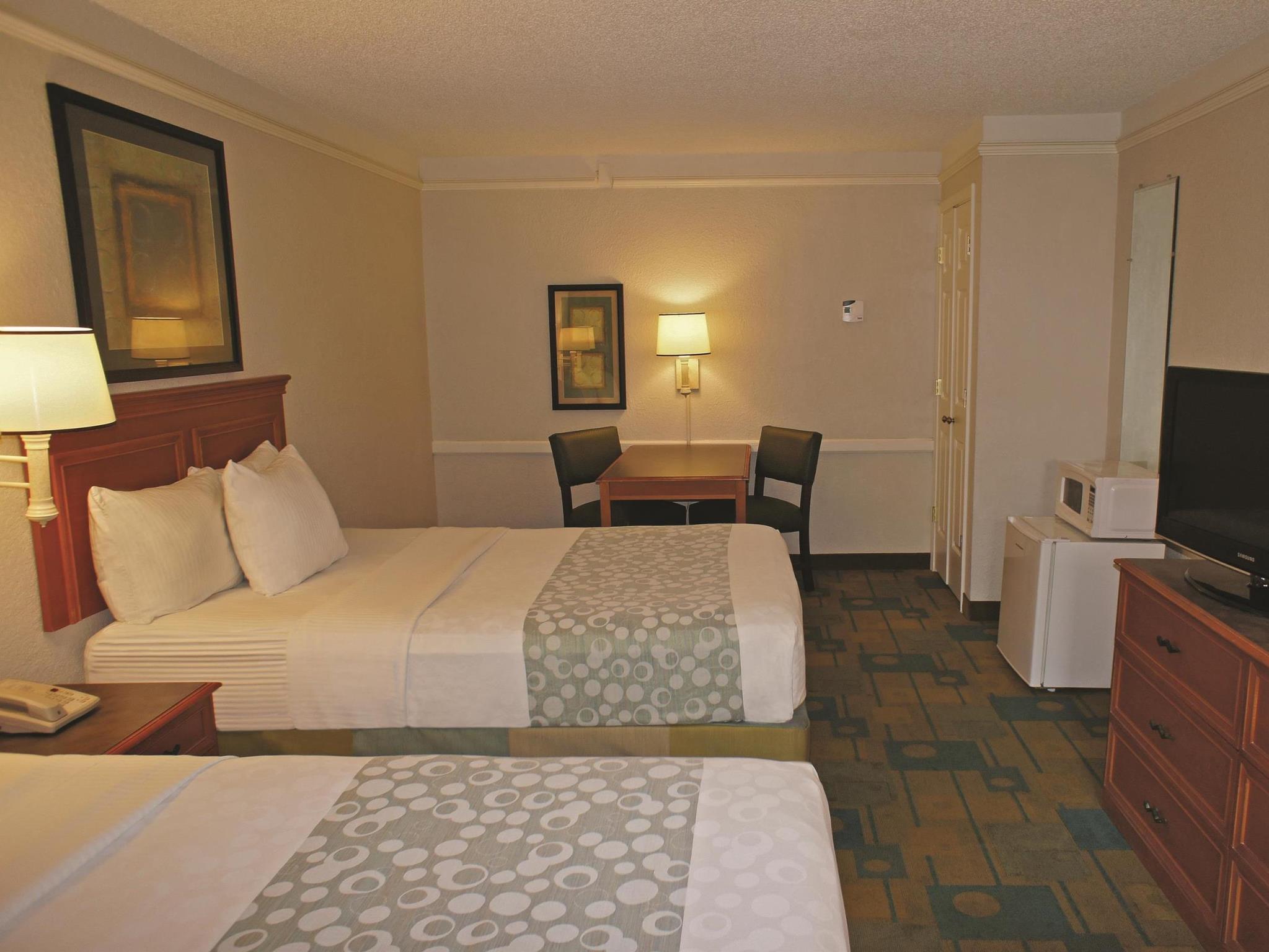 ラ キンタ イン バイ ウィンダム ペンサコーラ 写真