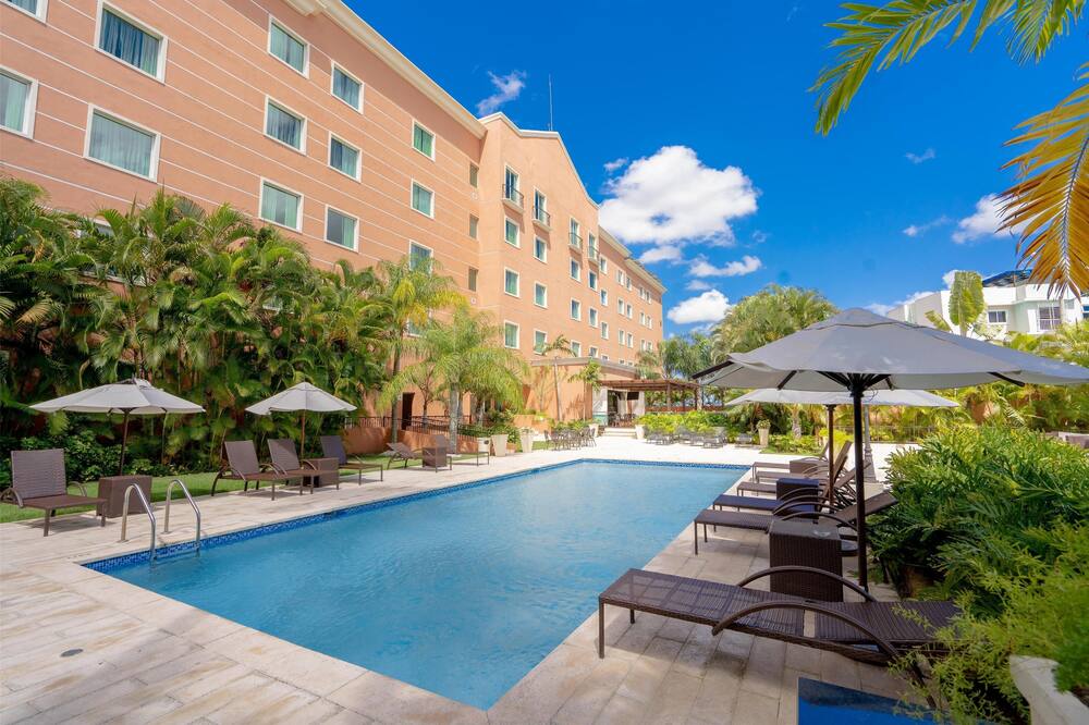 ホデルパ ガーデン コート ホテル 写真