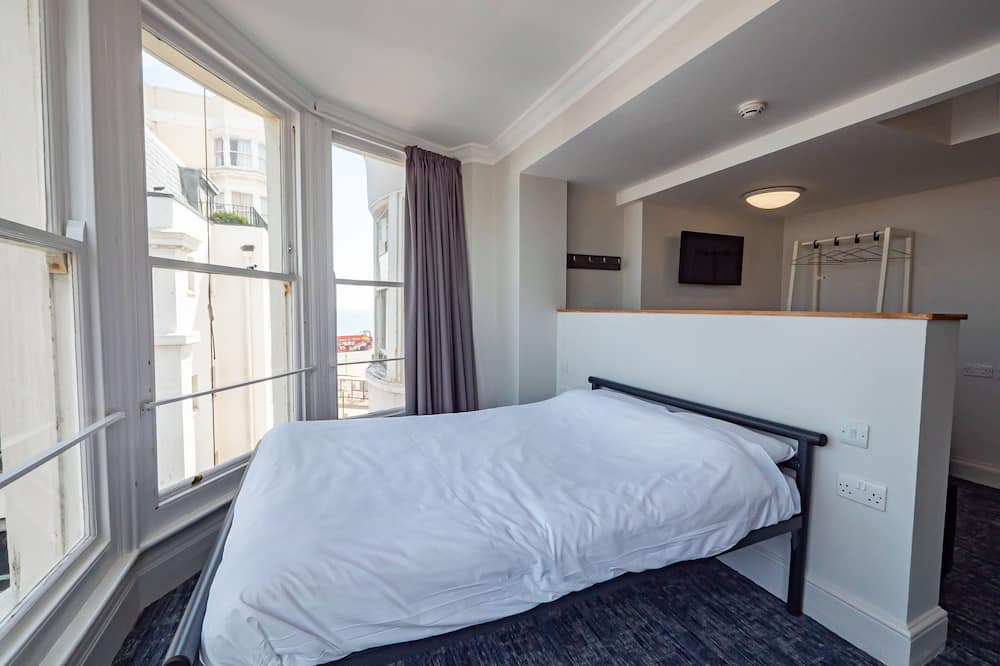 a&o ブライトン ビーチ 写真