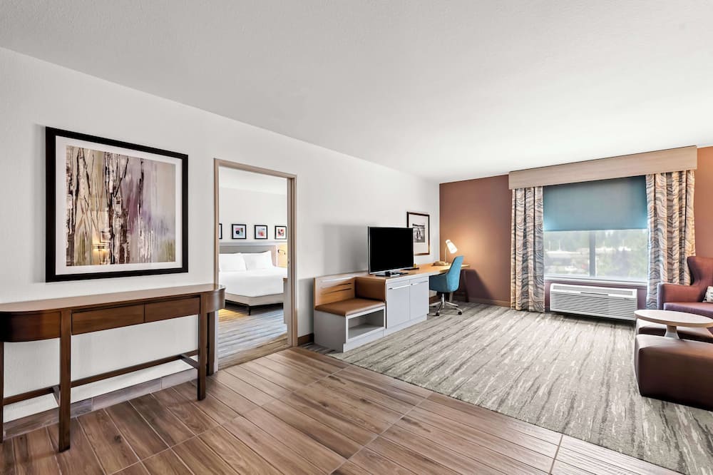 ヒルトン ガーデン イン シアトル ノース エバレット マキルティオ 写真