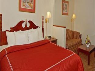 コンフォート スイーツ タラハシー キャピトル - ユニバーシティ エリア 写真