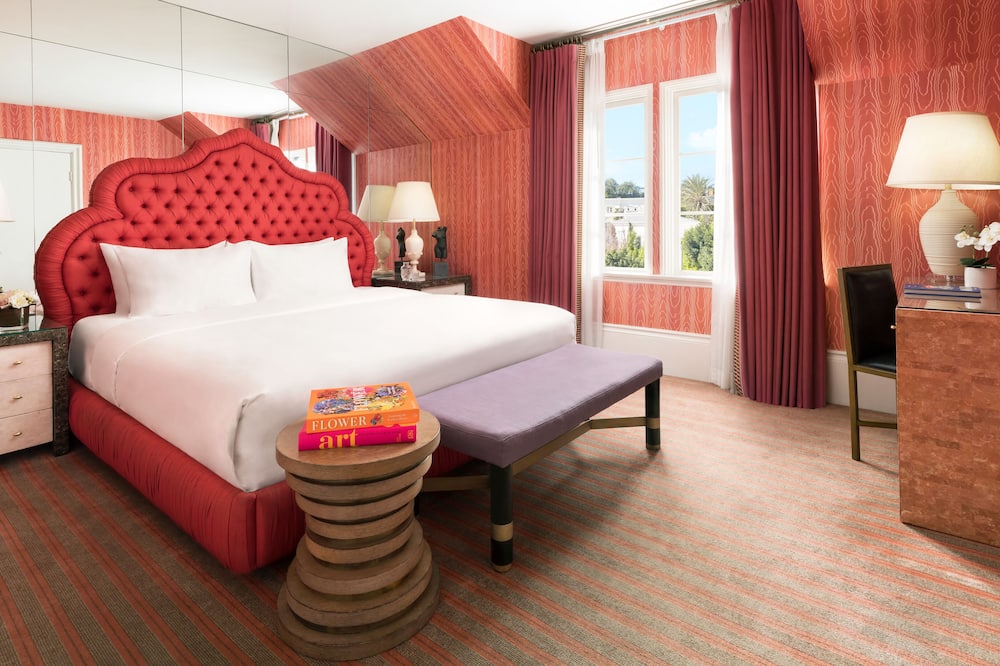 メゾン 140 ビバリーヒルズ 写真