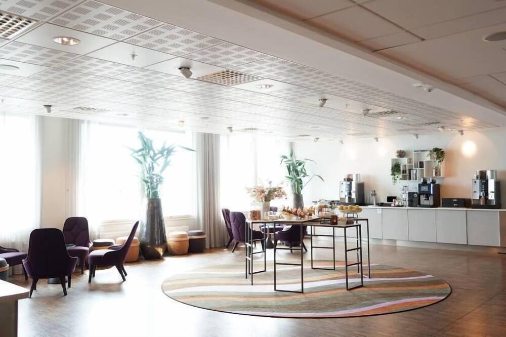 クラリオン ホテル アーランダ エアポート ターミナル 写真