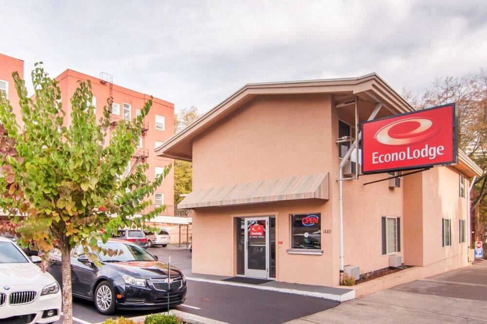エコノ ロッジ ポートランド ダウンタウン 写真