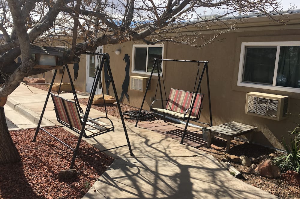 ロードウェイ イン & スイーツ ビッグ ウォーター - アンテロープ キャニオン 写真