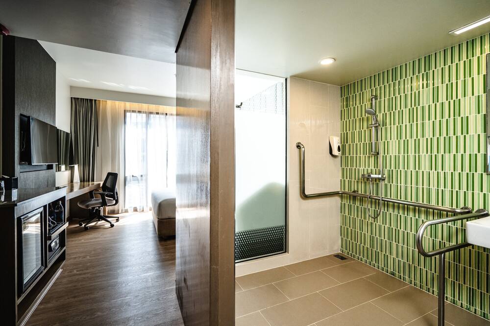 ホリデイ イン エクスプレス バンコク スクンビット 11 バイ IHG 写真