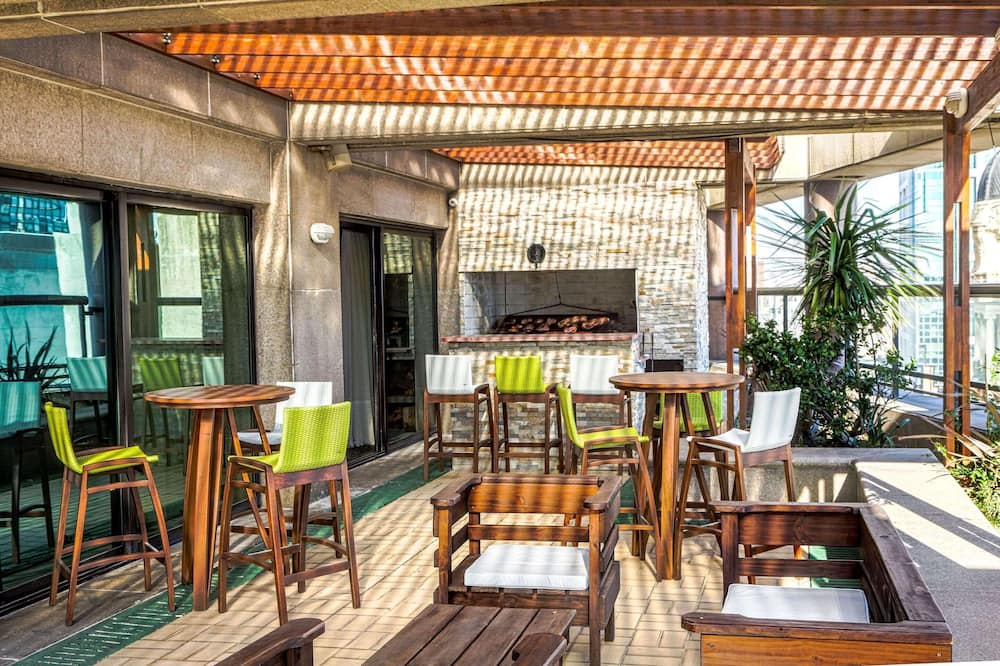 ラディソン モンテビデオ ビクトリア プラザ ホテル 写真