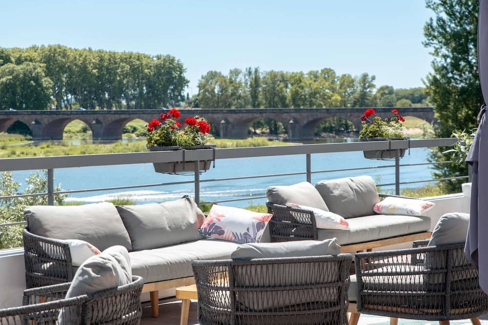 ホテル メルキュール ヌヴェール ポン ドゥ ロワール 写真