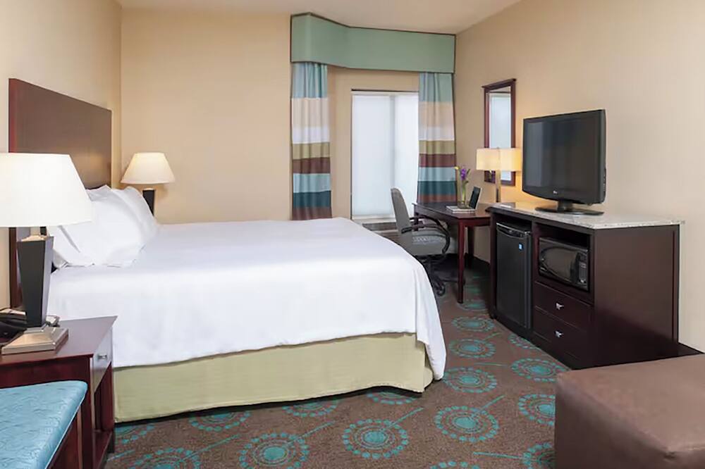 ラークスパー ランディング サウス ベンド 写真