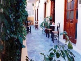 ペンション ダフニ 写真