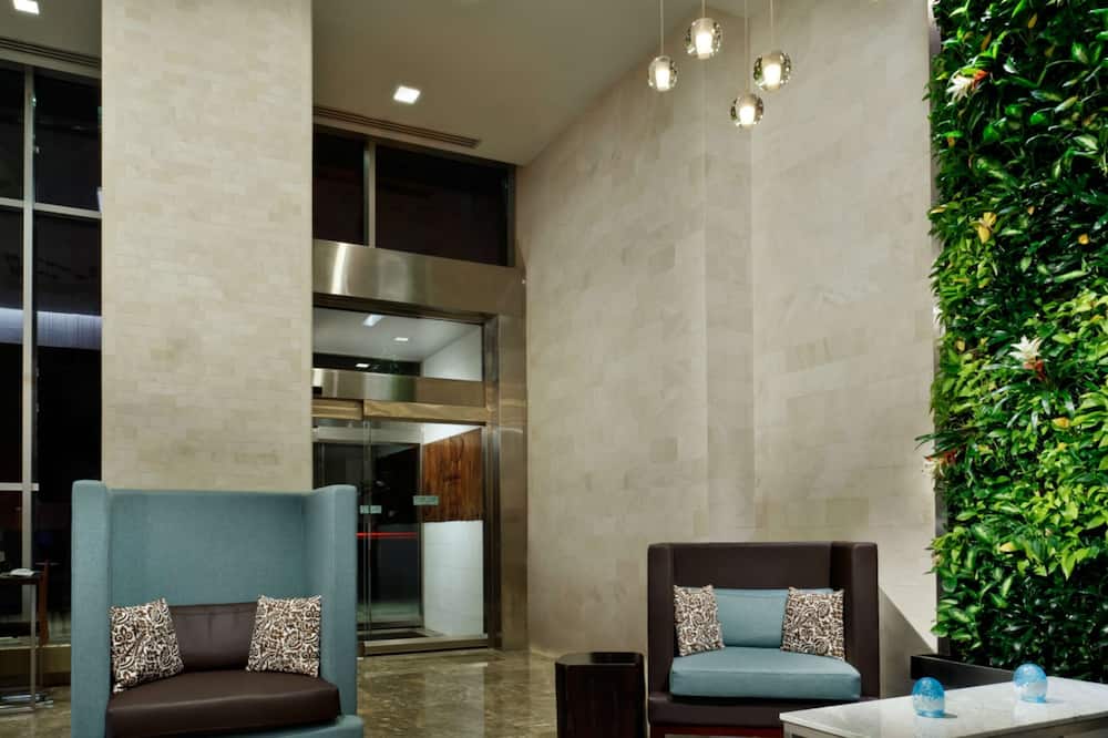 ディストリクト ホテル ニューヨーク シティ、タペストリー コレクション バイ ヒルトン 写真