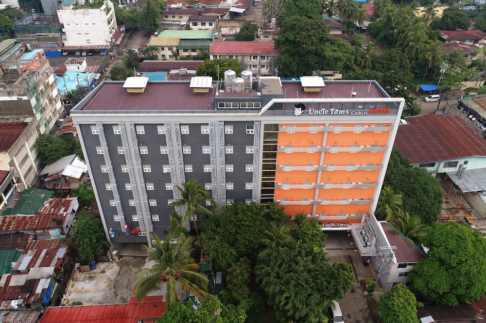 セブ アンクル トムズ キャビン ホテル パワード バイ ココテル 写真