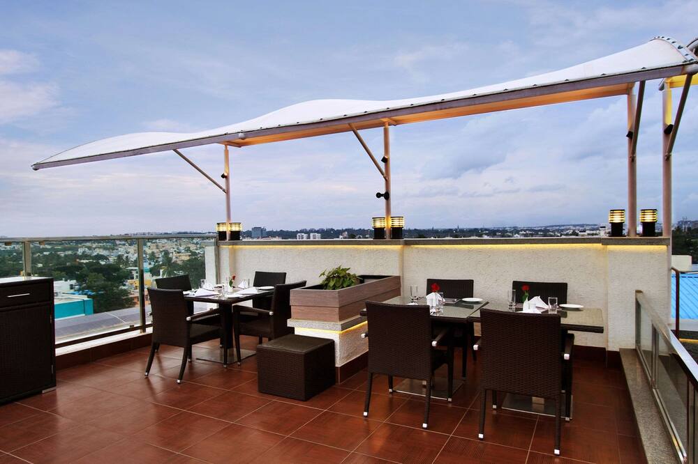 コンフォート イン インシス 写真