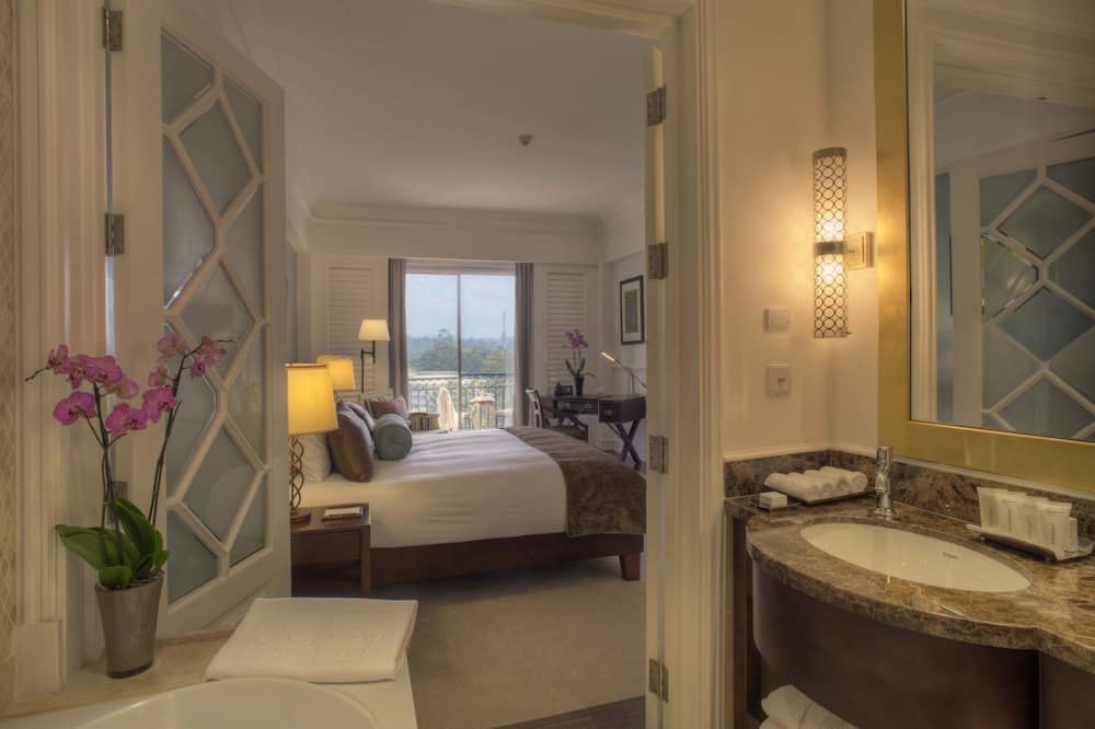 ヴィラ ローサ ケンピンスキー 写真