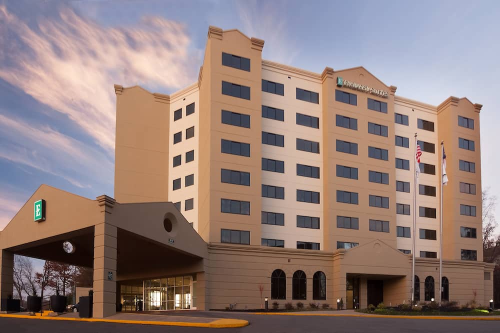 エンバシー スイーツ バイ ヒルトン ラーレイ クラブツリー 写真