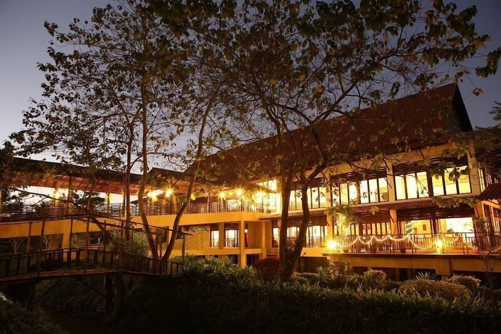 ゴールデン パイン リゾート アンド スパ 写真