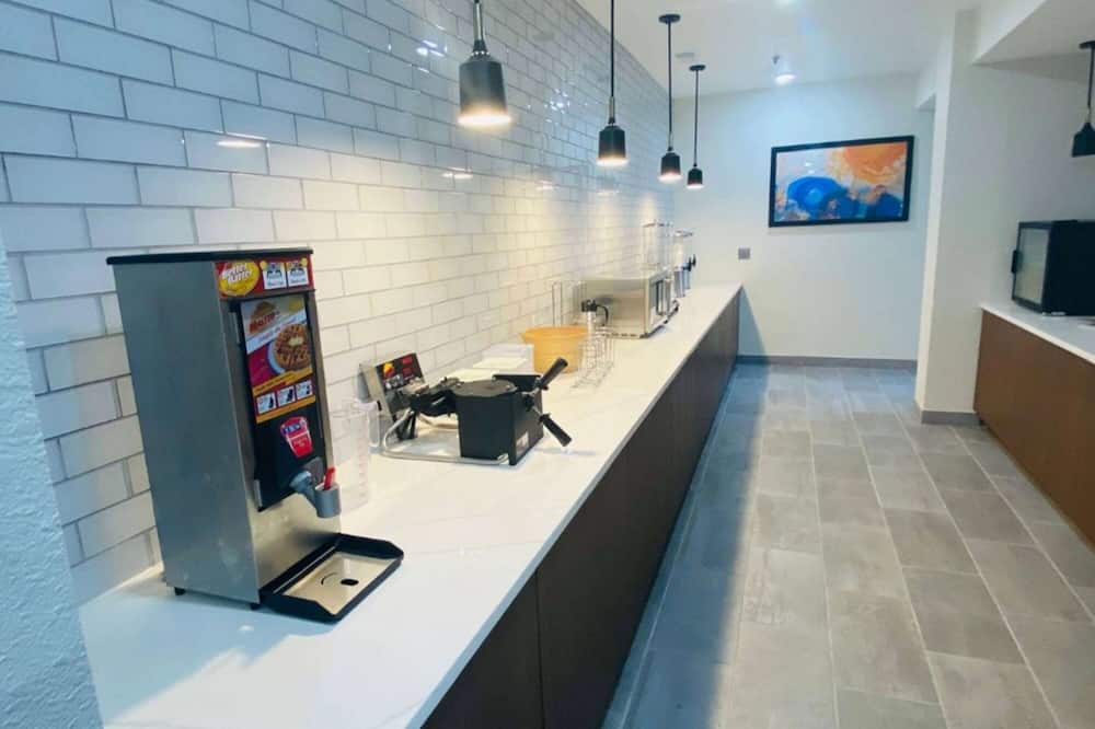 ラ キンタ イン & スイーツ バイ ウィンダム サウス ホランド 写真