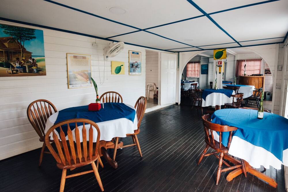 ホテル サンセット 写真