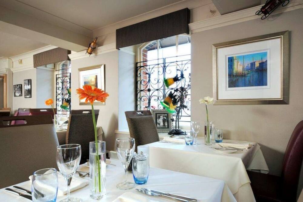 エニオズ ブティック ホテル ルームズ 写真