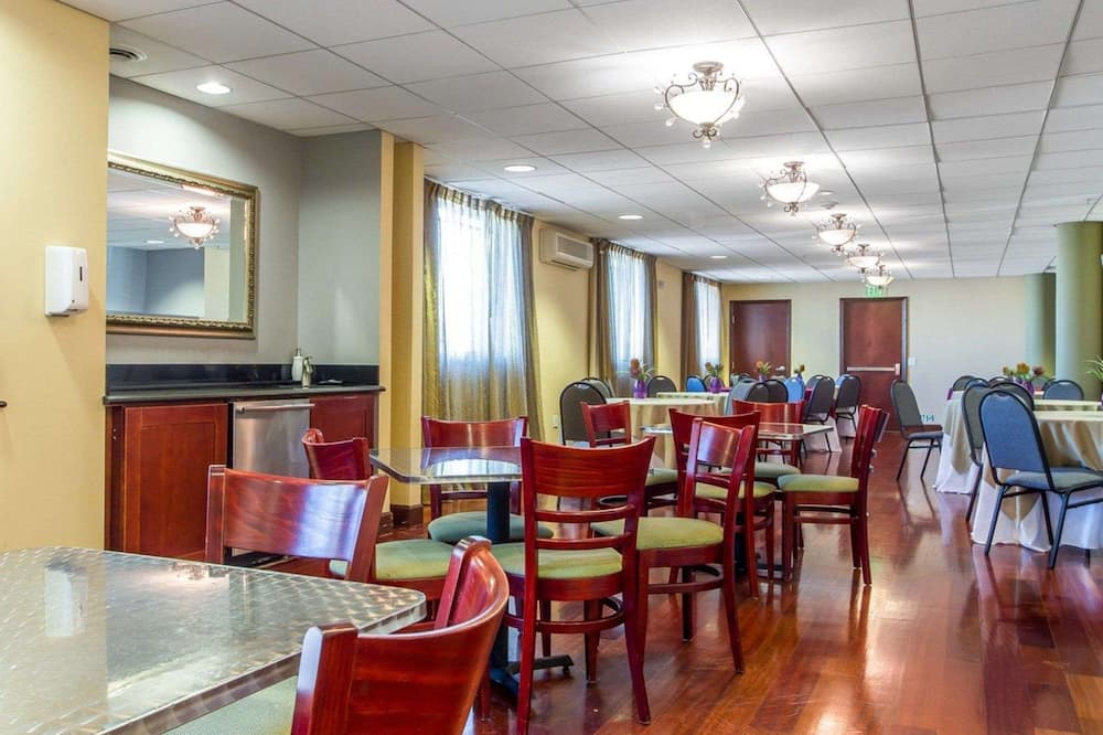 ヴィラモンテスホテル 写真