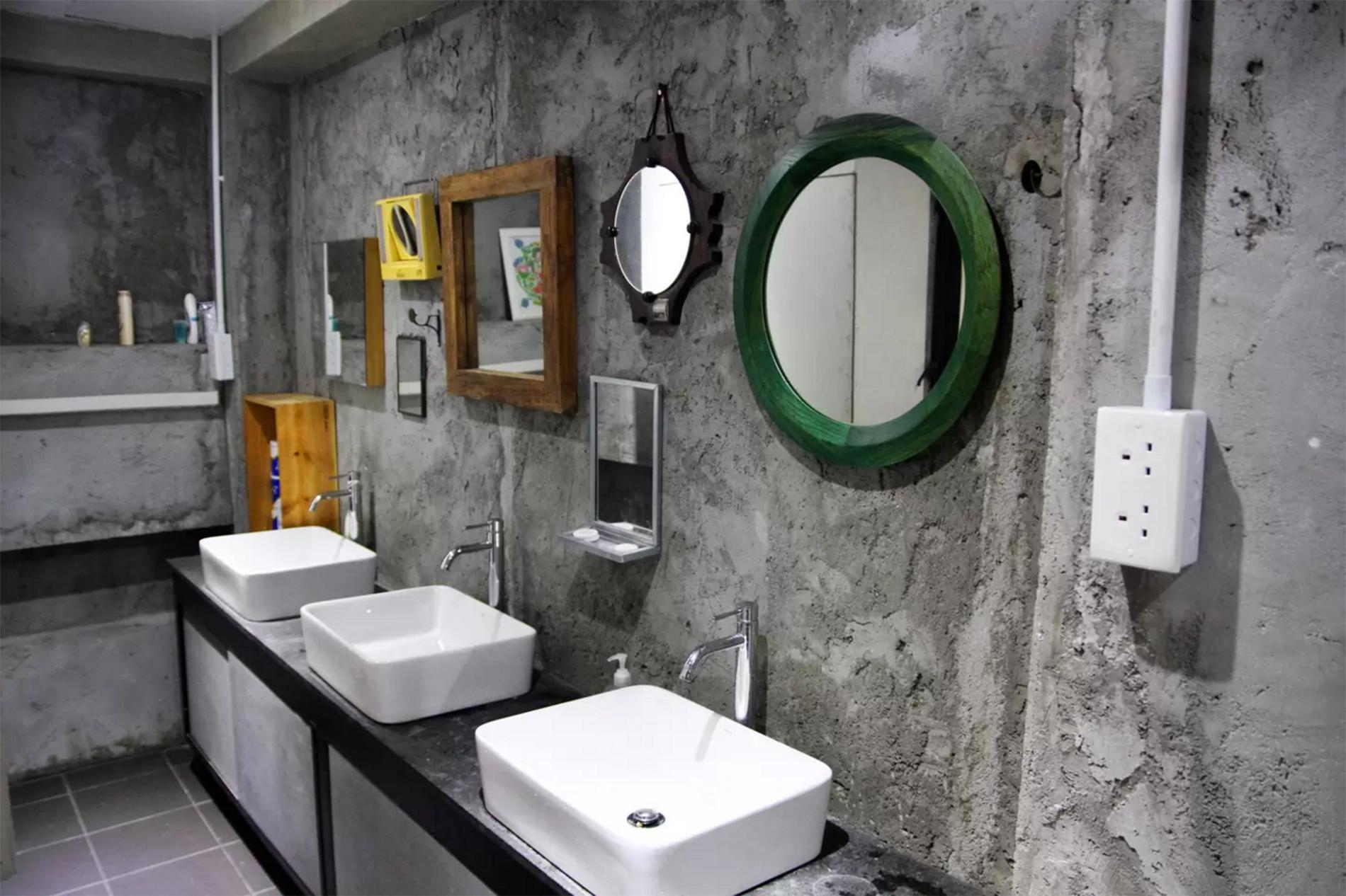 ホップ イン 写真