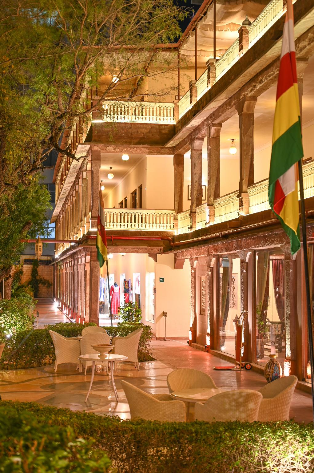 ランバンカ パレス 写真