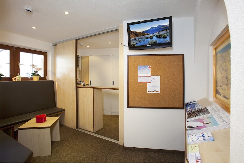 アパートメント アルピン 写真