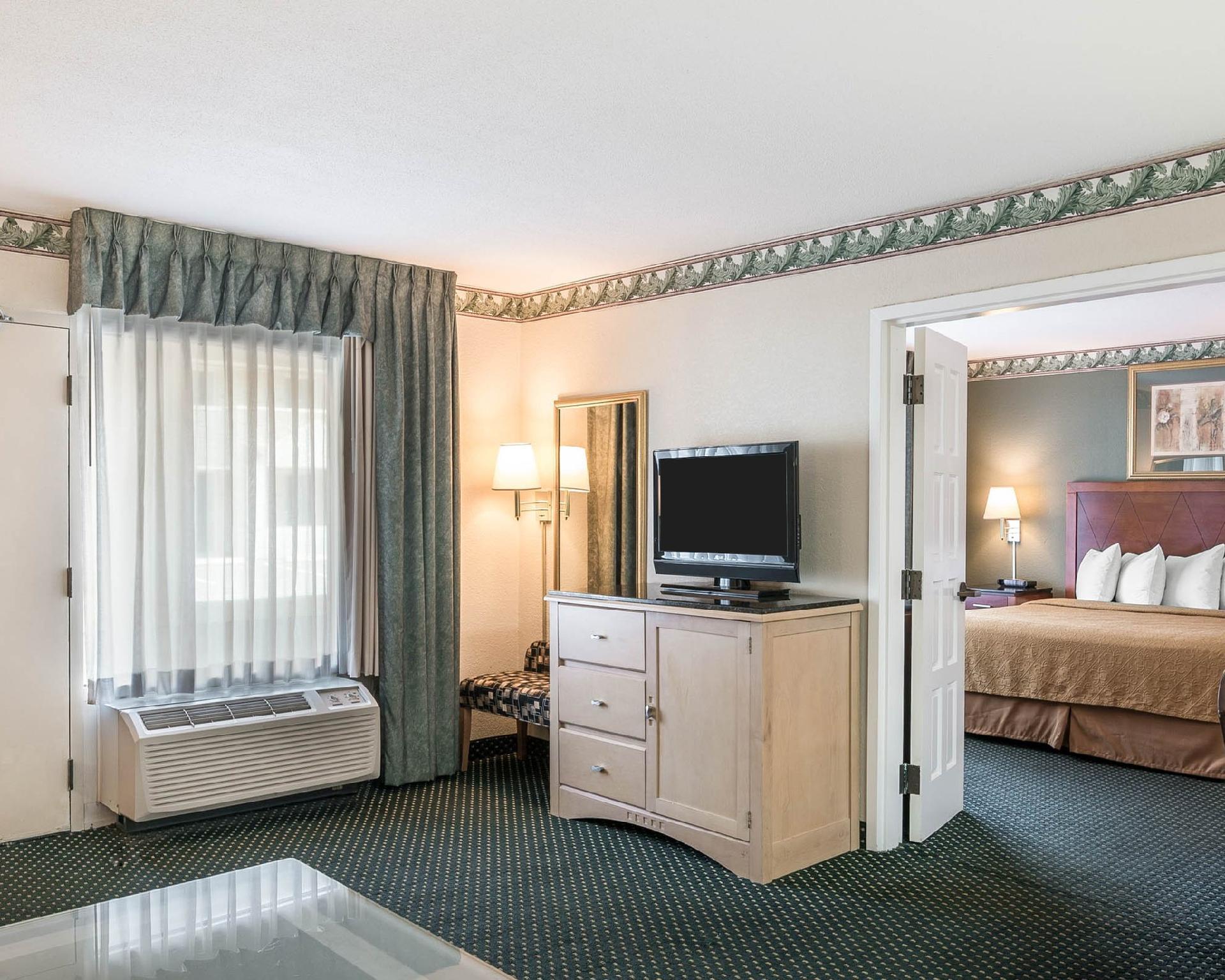 Quality Inn & Suites Lexington 写真