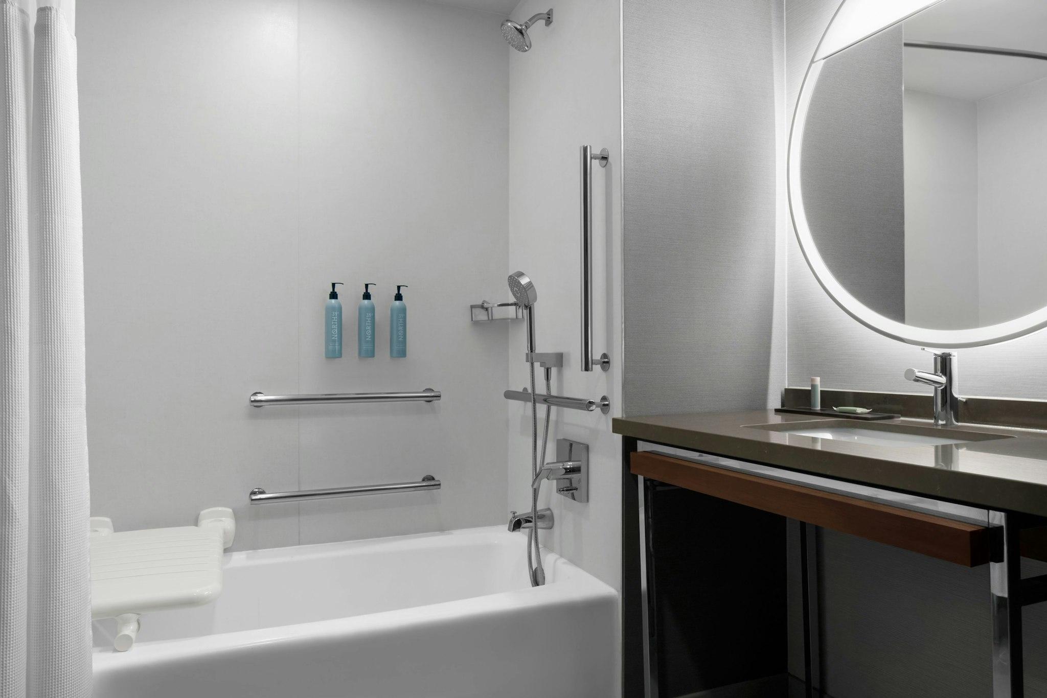 Courtyard by Marriott San Jose Airport 写真