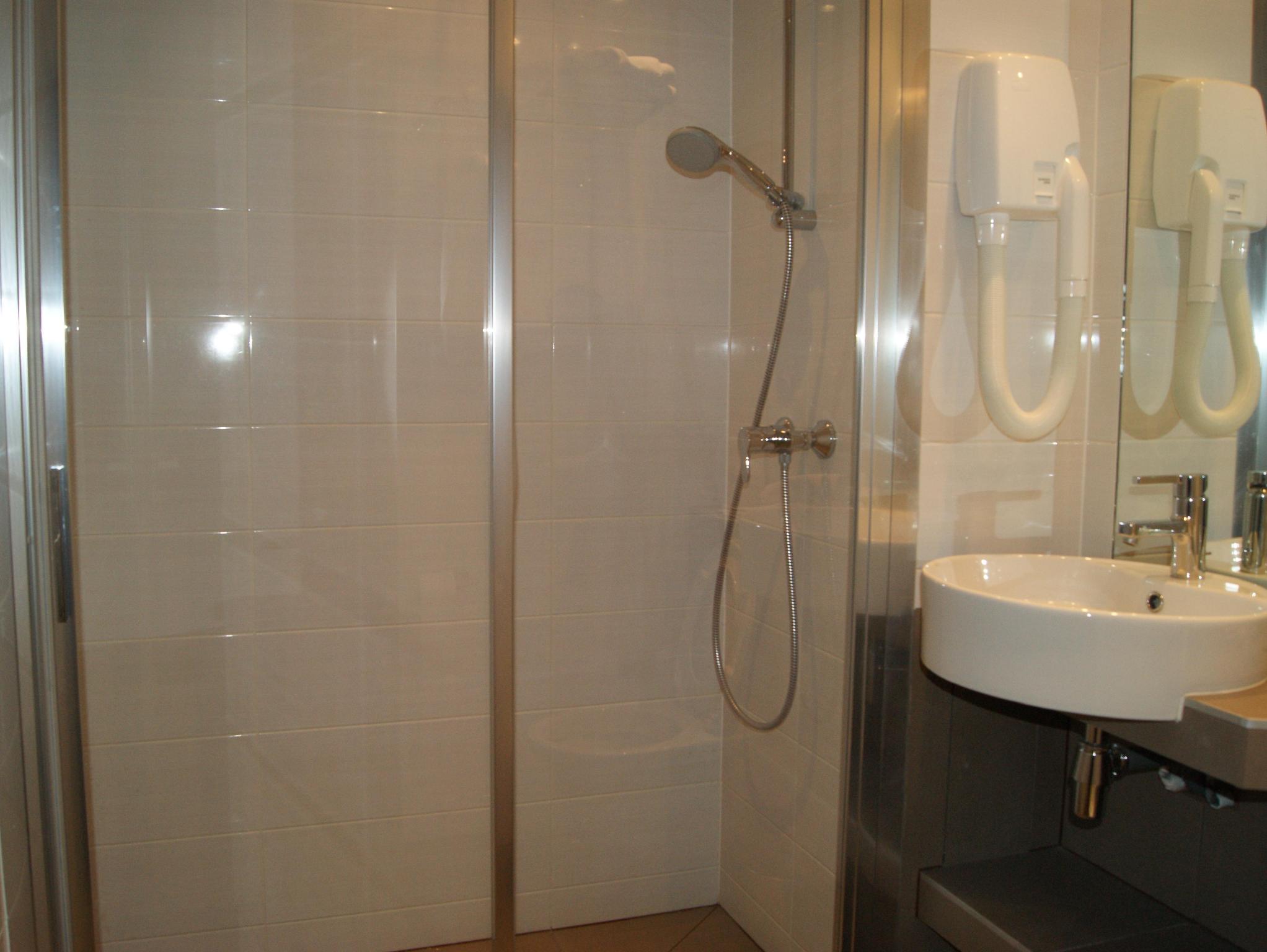 ホテル ダミアン 写真