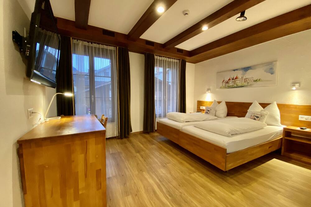 ホテル トスカーナ 写真