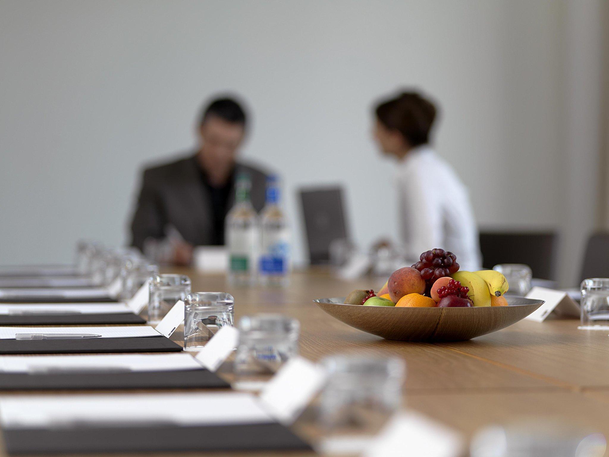 ダブルツリー バイ ヒルトン マンチェスター ピカデリー 写真