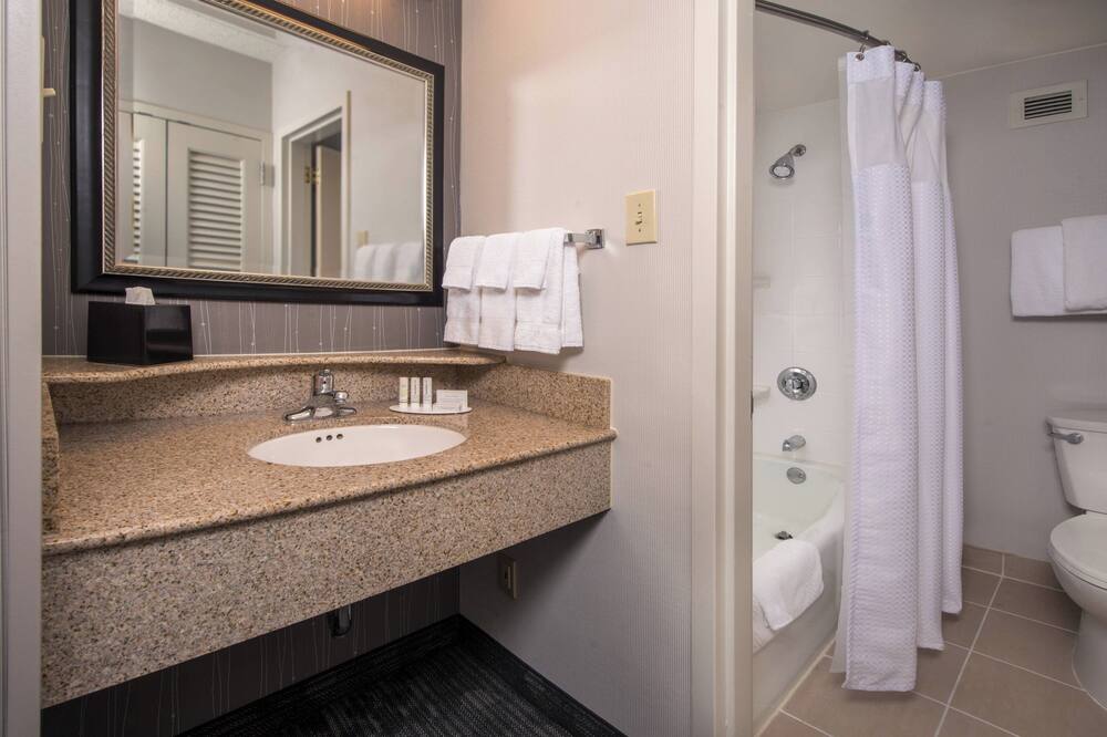 Courtyard by Marriott Fairfax Fair Oaks 写真