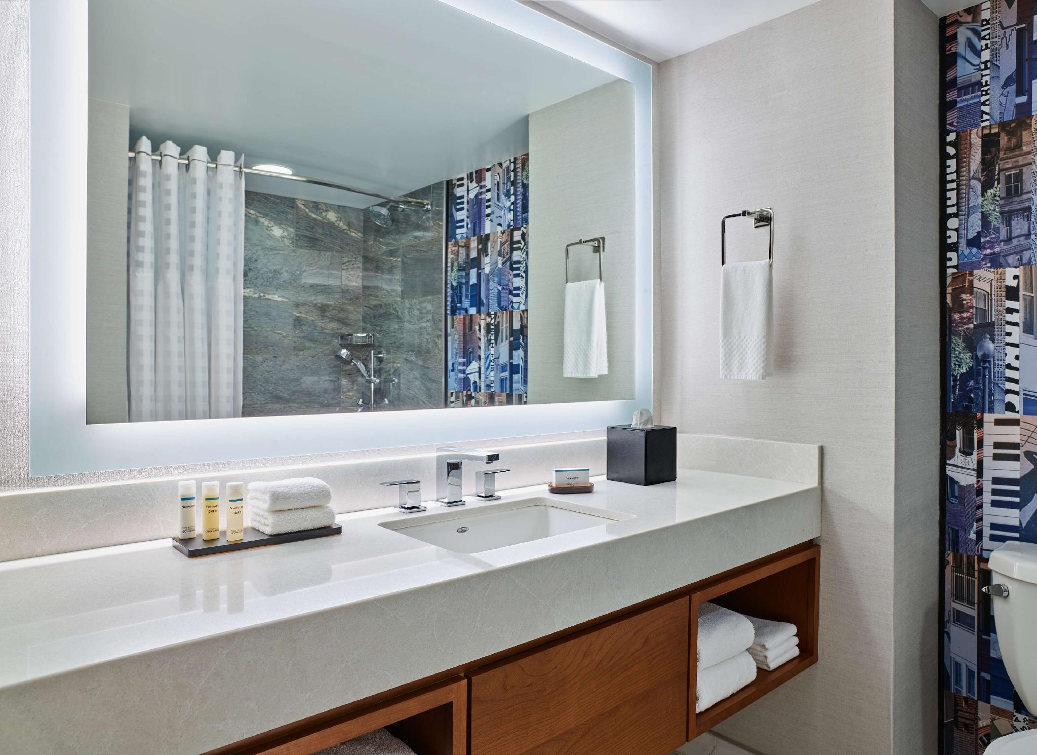 エンバシー スイーツ バイ ヒルトン ワシントン DC コンベンション センター 写真