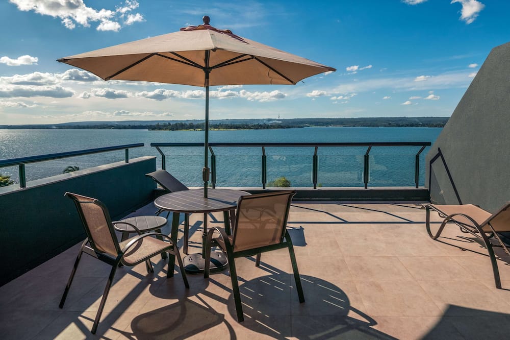 ロイヤル チューリップ ブラジリア アルボラーダ 写真