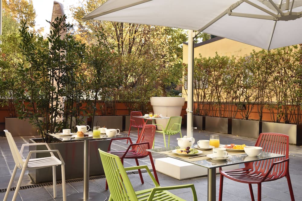 ウナ ホテルズ ボローニャ チェントロ 写真