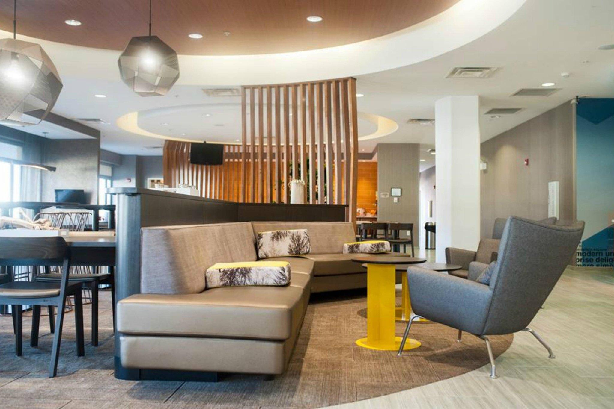 SpringHill Suites by Marriott Cincinnati Midtown 写真