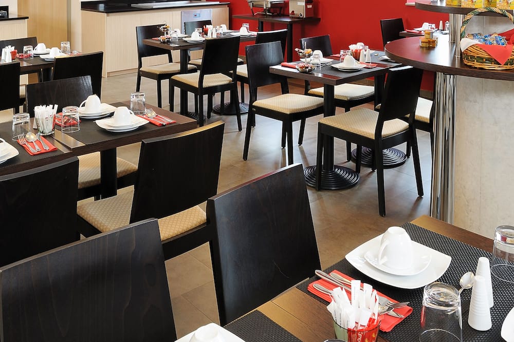 レジドーム グルノーブル カゼルネ ドゥ ボンヌ 写真