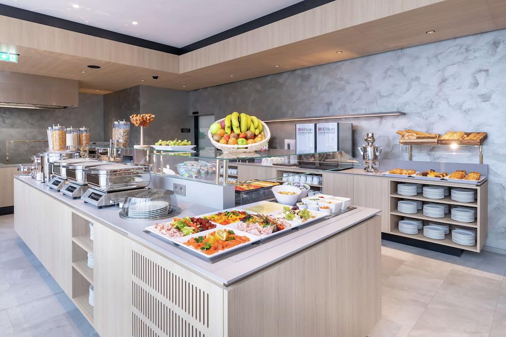 ヒルトン ガーデン イン ウィーナー ノイシュタット 写真