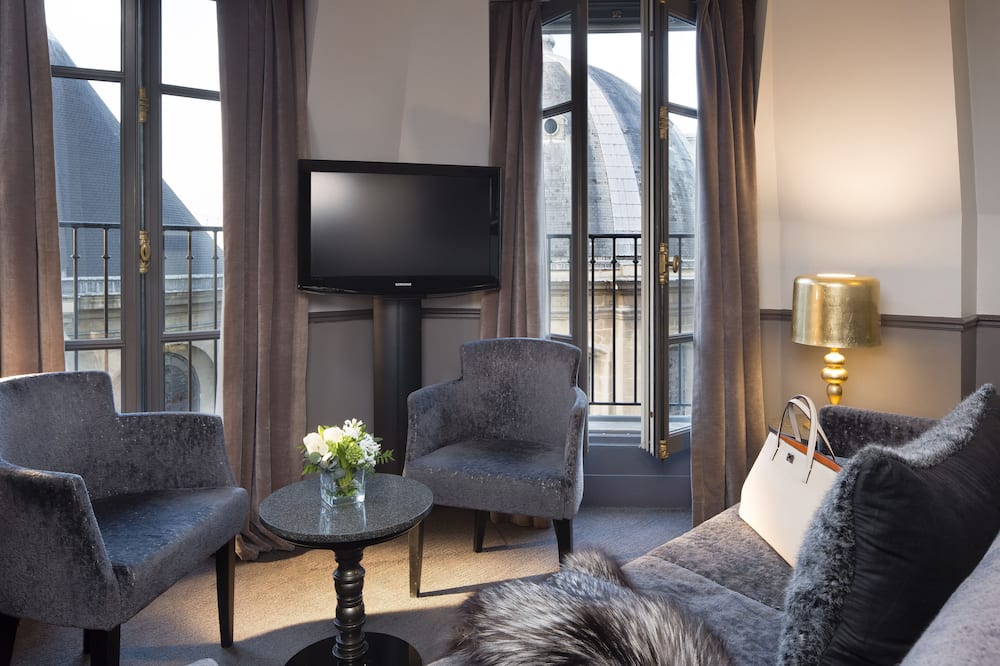 ホテル ルーメン パリ ルーブル 写真