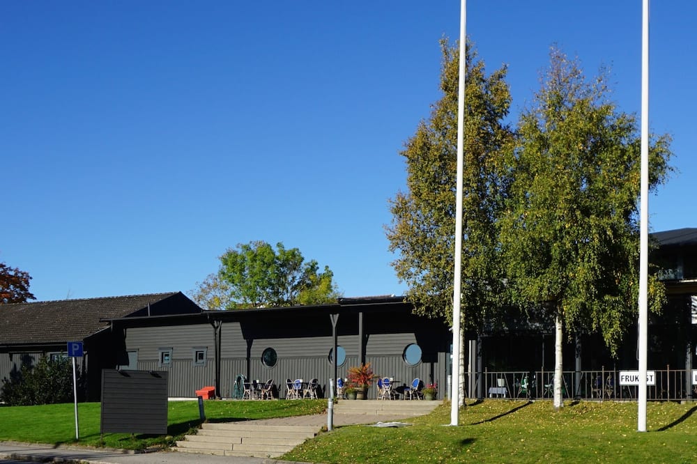 ディナーズ メルルッド 写真