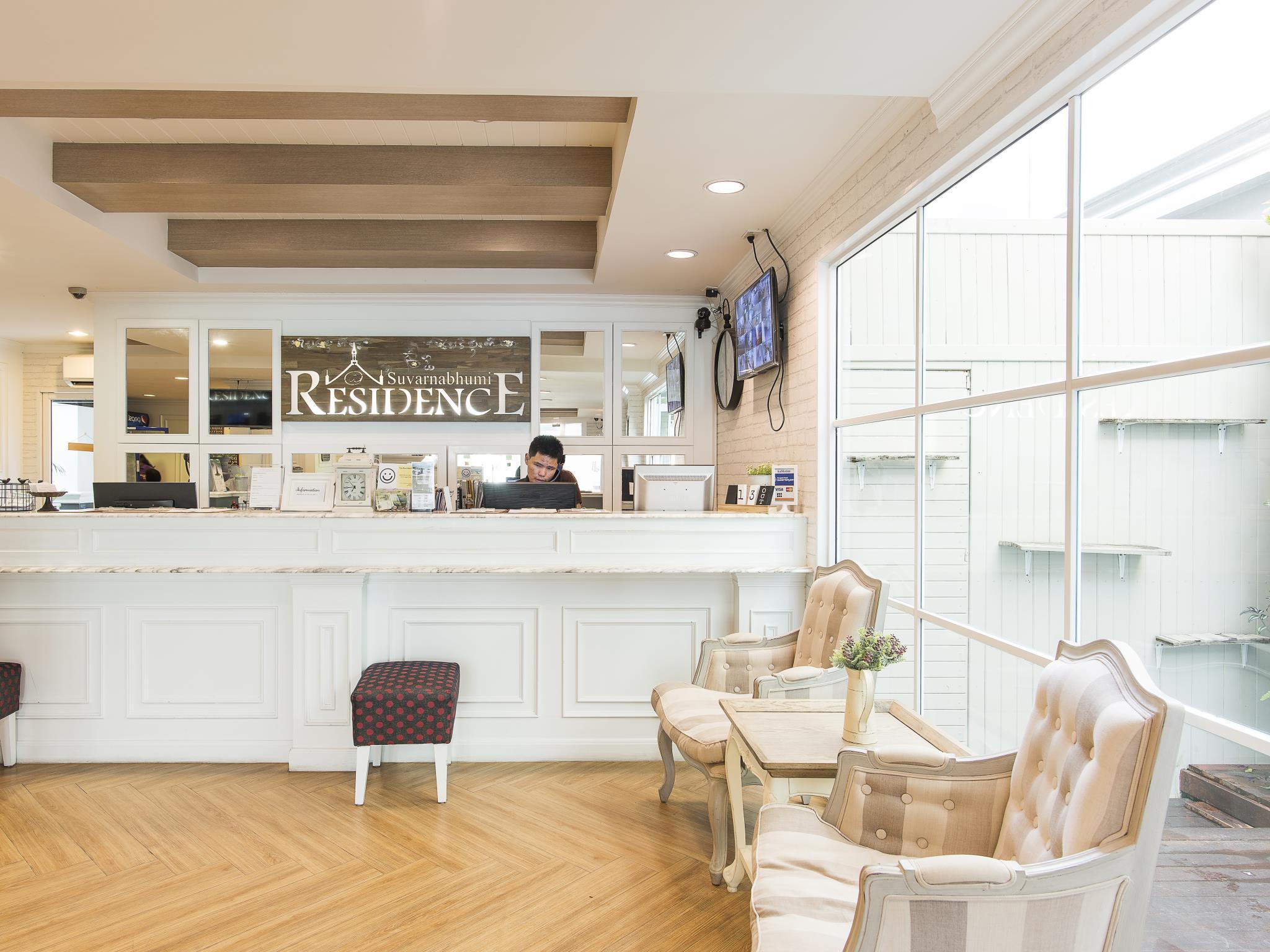 アット レジデンス スワンナプーム 写真