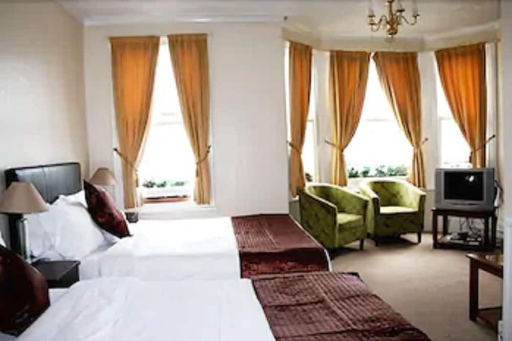 Ilfracombe House Hotel - near Cliffs Pavilion 写真