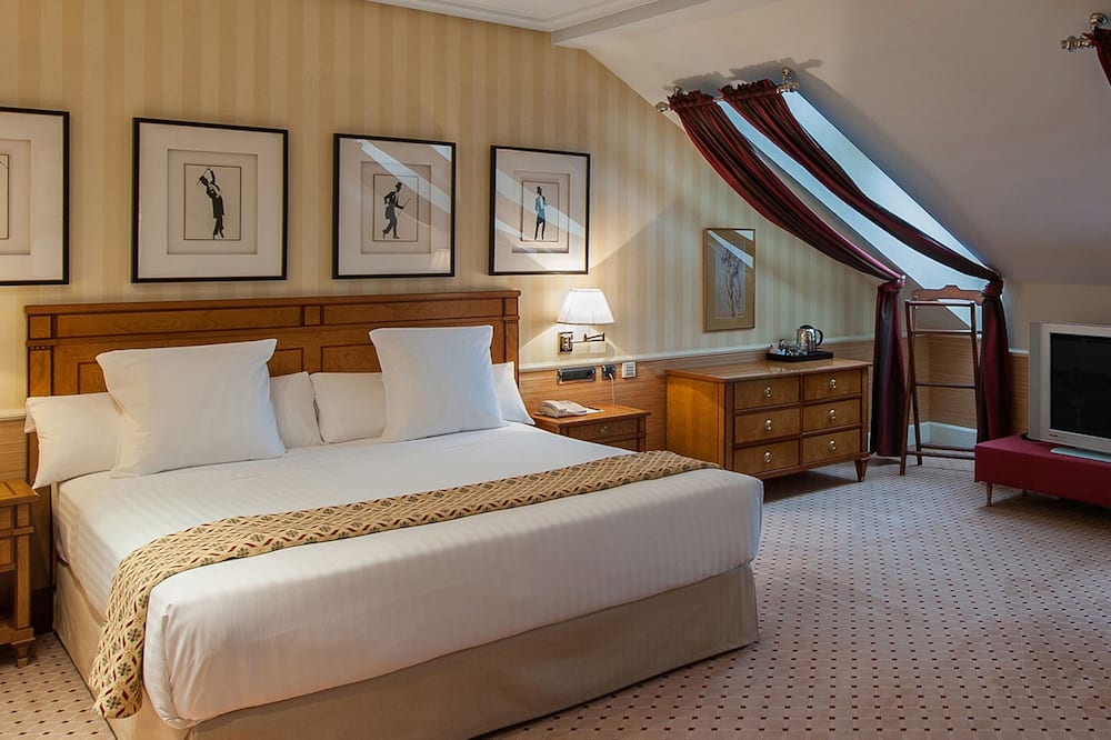 ホテル バャドリッド レコレトス 写真